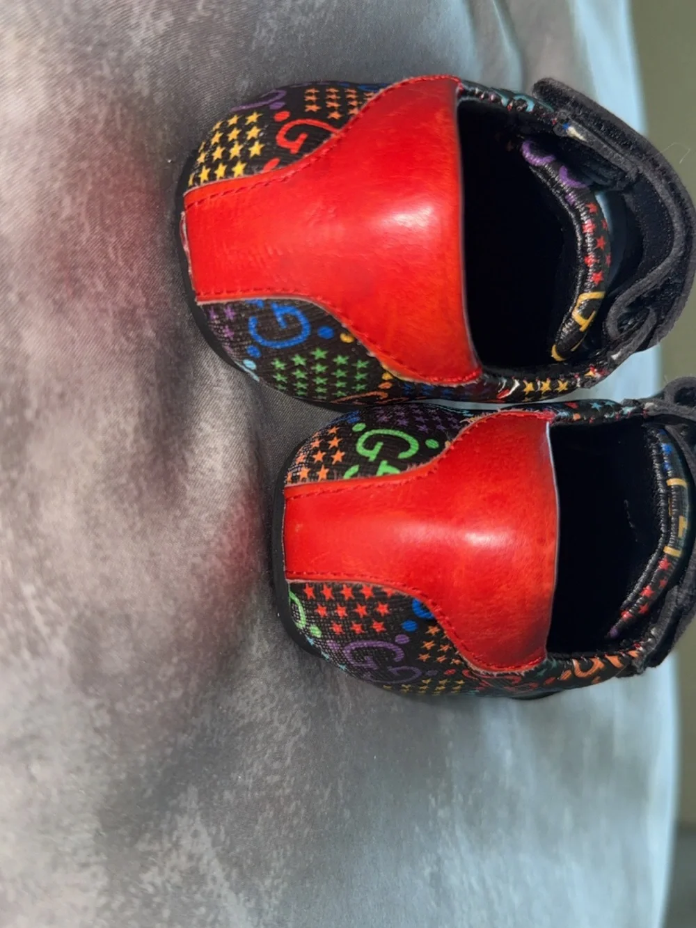 Gucci Kids Black Slip-On Shoes with Multicolor Logo